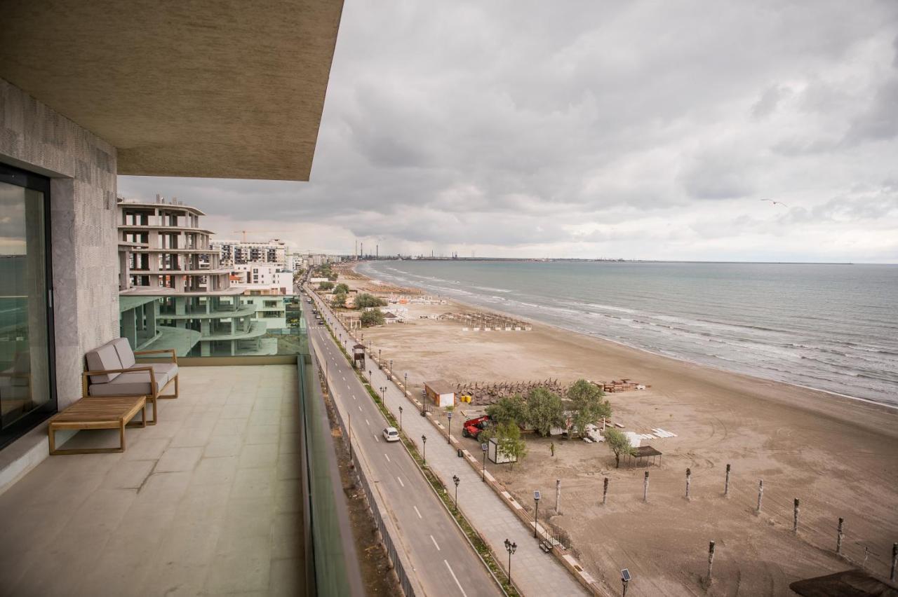 Luxury Promenada Apartment - Frontal Beachfront Mamaia Nord Нэводари Экстерьер фото