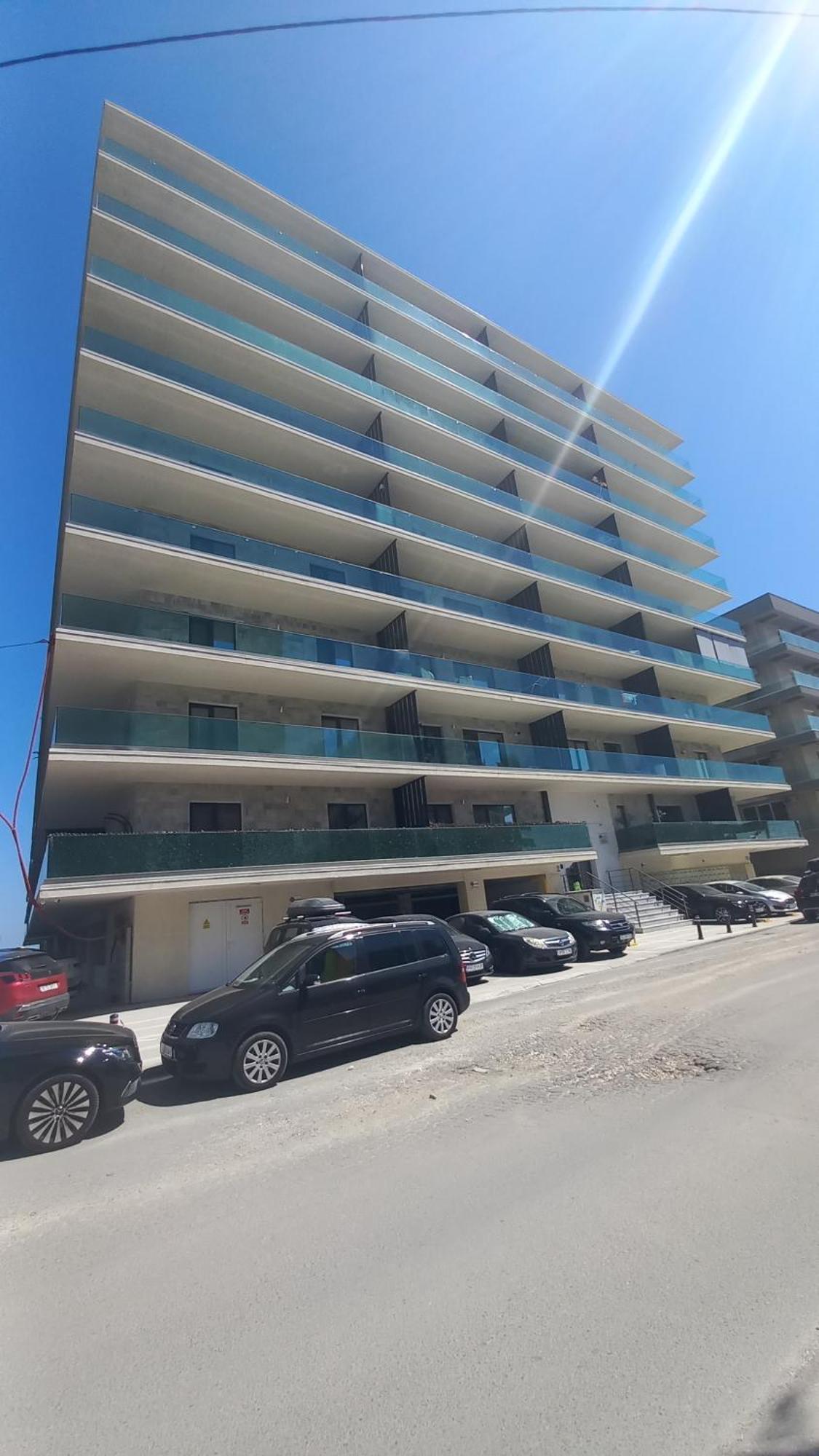 Luxury Promenada Apartment - Frontal Beachfront Mamaia Nord Нэводари Экстерьер фото