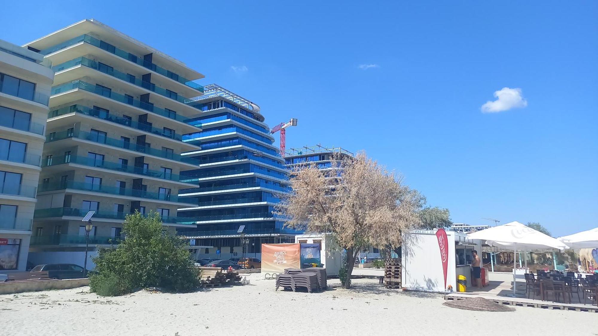 Luxury Promenada Apartment - Frontal Beachfront Mamaia Nord Нэводари Экстерьер фото