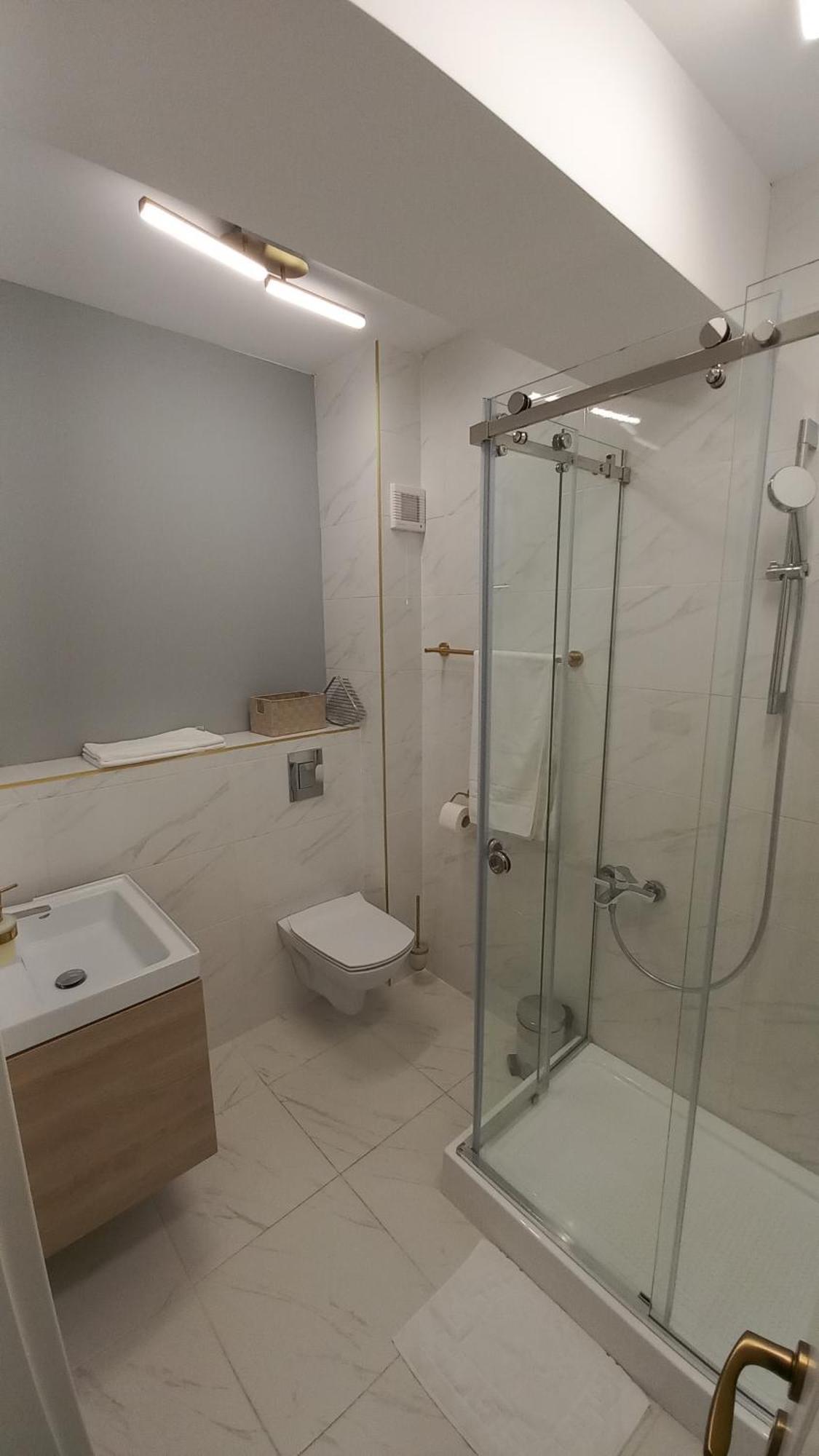 Luxury Promenada Apartment - Frontal Beachfront Mamaia Nord Нэводари Экстерьер фото